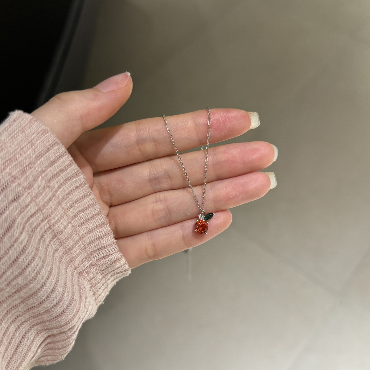 "Molla e Kuqe" - Argjend S925