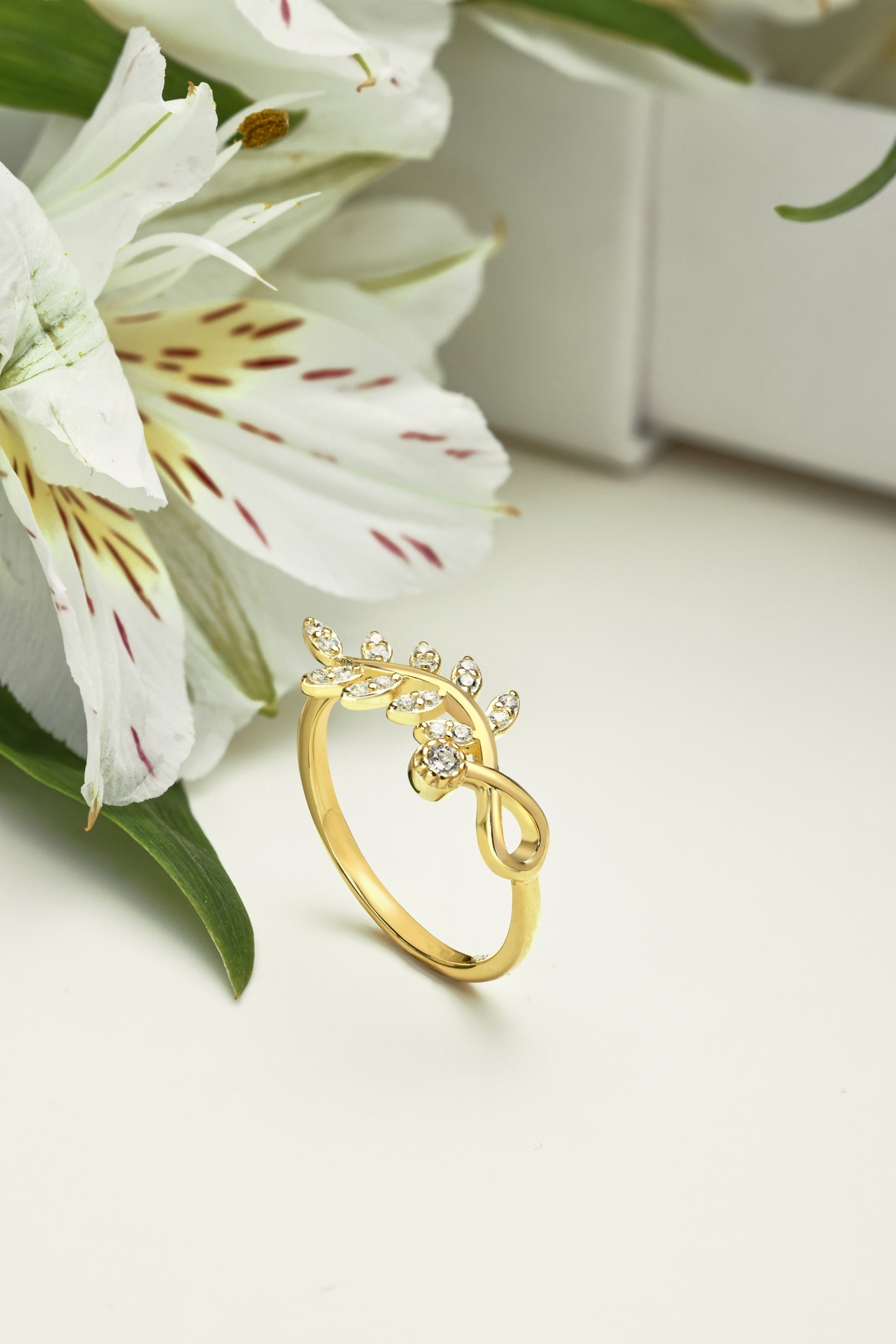 Elegancë Natyrore - Argjend S925